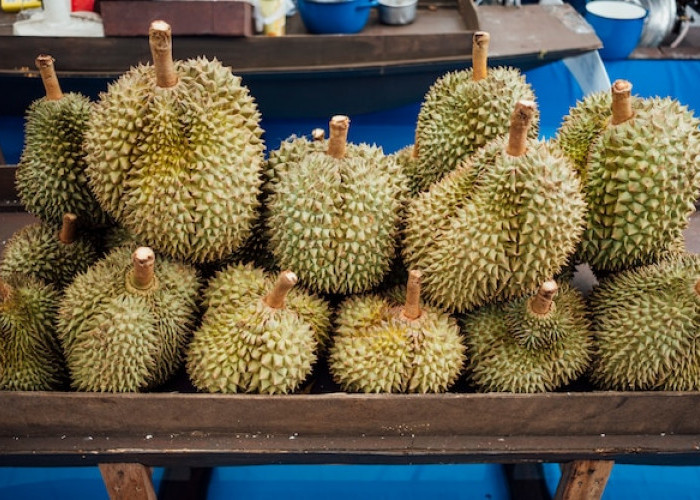 5 Minuman yang Sebaiknya Dihindari Saat Menikmati Durian