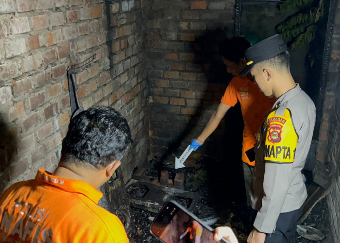 Diduga Kompor Gas Ditinggal Menyala, Rumah Warga Prabumulih Terbakar