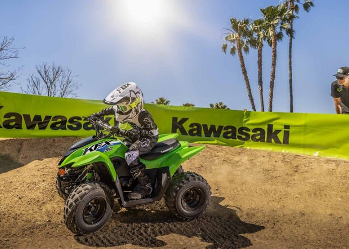 Kelebihan dan Kekurangan Kawasaki KFX90 2026, ATV Pemula yang Mudah Dikendarai