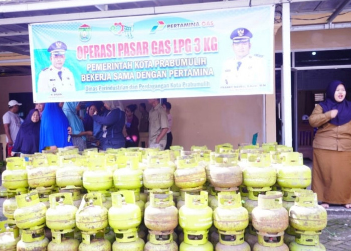 Pemkot Prabumulih Gelar Operasi Pasar LPG 3 Kg, Warga Cambai Serbu Gas Murah