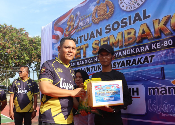 Meriahkan Hari Bhayangkara ke-80, Polres Prabumulih Gelar Turnamen Tenis dan Salurkan Bansos