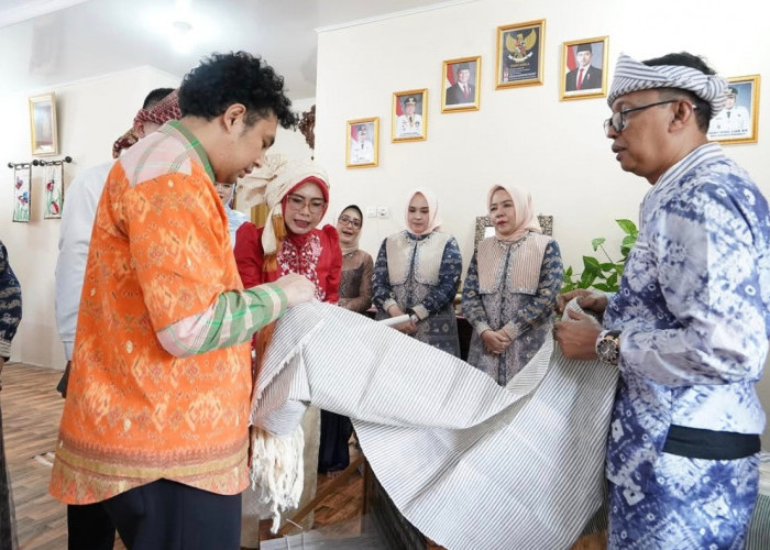 Wali Kota Arlan Promosikan Budaya Prabumulih di Festival Seni Adat dan Tradisi Sumsel 2026