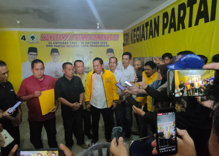 Hari Pertama Buka, 4 Bacalon Ambil Formulir Pendaftaran Kepala Daerah di Partai Golkar Prabumulih 