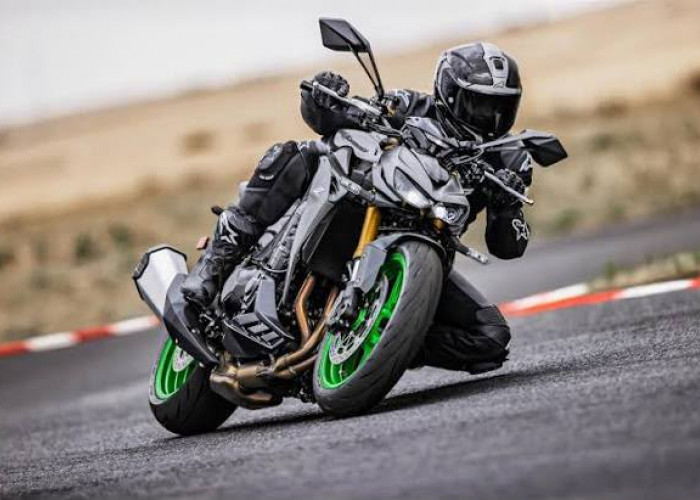 Kelebihan dan Kekurangan Kawasaki Z1100 2026, Supernaked Buas yang Tidak Main Main