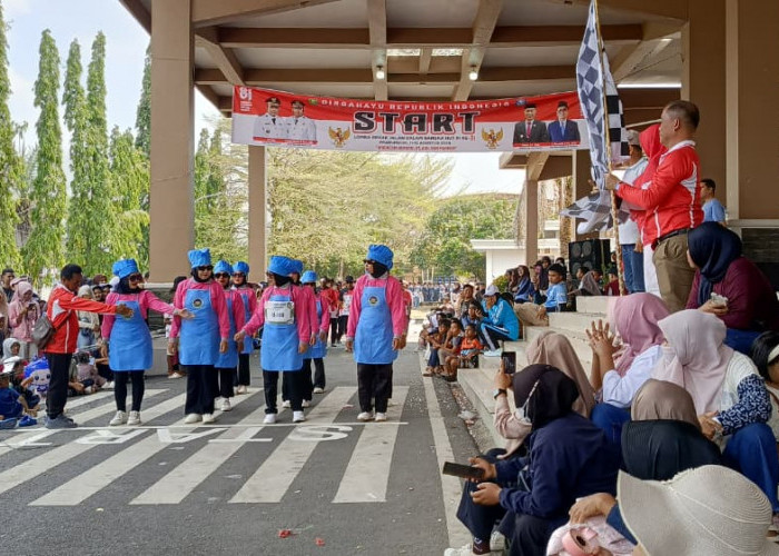 SPPG Prabumulih Turun ke Jalan dengan Atribut Perlengkapan Masak
