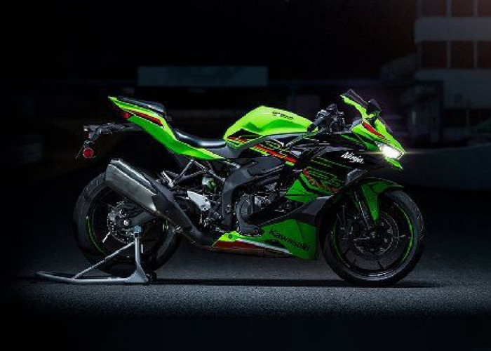 Kawasaki Ninja ZX-4RR vs Yamaha YZF-R3 dan Honda CBR500R, Mana Motor Sport yang Lebih Menarik