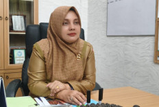 Tak Hanya Gratis, SMAN 3 Prabumulih Salurkan Seragam Alumni untuk Siswa Membutuhkan