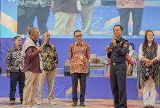 Dahlan Iskan Soroti Potensi Besar Kelapa Sulut, Dorong Hilirisasi hingga Pasar Global