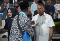 48 Jamaah Umrah Bertolak ke Tanah Suci, H Arlan Doakan Selamat hingga Kembali