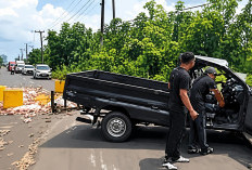 Hilang Kendali, Pickup Hantam Truk di Muara Enim, Dua Orang Terluka