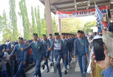 Penonton Heboh! MAN 1 Prabumulih Tampil Perdana di Gerak Jalan HUT RI ke-81