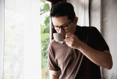 5 Cara Menikmati Kopi Saat Cuaca Panas, Tetap Nikmat dan Jaga Cairan Tubuh