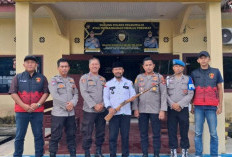 Kades Pangkul Serahkan Senpi Rakitan ke Polisi, Dukung Operasi Senpi Musi 2026