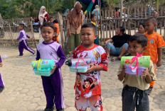Tak Hanya Anak-anak, Wali Murid TK Kasih Ibu Ikut Ramaikan Lomba HUT RI