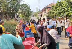 Hadapi Kekeringan, Pemkot Prabumulih Salurkan Air Bersih ke 10 Titik