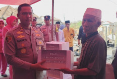 Polres Prabumulih Salurkan Bantuan untuk Empat Keluarga Korban Kebakaran di Pasar I