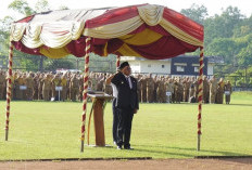 Wali Kota Prabumulih Tegas, Tegur ASN yang Tak Disiplin Saat Upacara Hardiknas