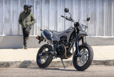 Kawasaki KLX230SM 2026 vs Suzuki DR Z4SM, Supermoto Mana yang Jadi Pilihanmu?
