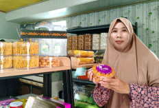 Lonjakan Pesanan Kue Lebaran, Nova Cake Andalkan Nanas Lokal Prabumulih