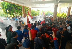 Mahasiswa Gelar Aksi di DPRD Lubuklinggau, Sempat Diwarnai Aksi Dorong dengan Aparat