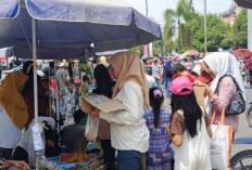Pedagang Prabumulih Raup Untung di Gerak Jalan HUT RI ke-81