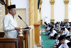 Ribuan Jamaah Padati Islamic Center, Wali Kota Prabumulih Ajak Perkuat Persatuan di Hari Raya